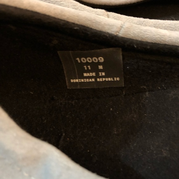 Tar Heels Light-Blue & Black, Soft Slippers, Size 11M - Picture 3 of 4